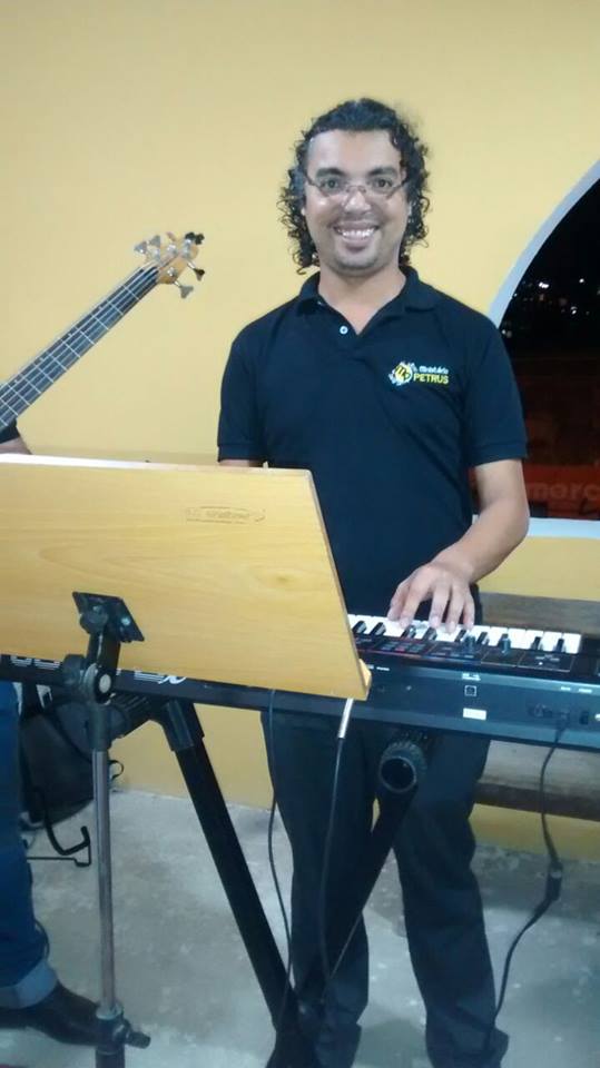 Léo (Tecladista)